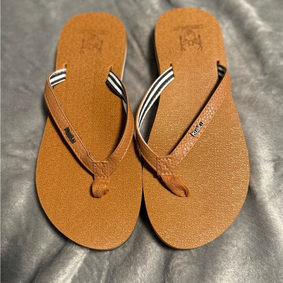 Tan Flip Flops with Striped Straps - Picture 3 of 8